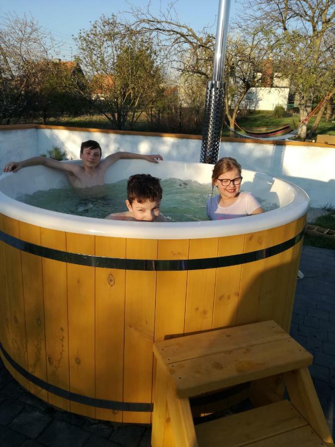 Willa Wanda - Duzy Ogrod Z Hot-Tube I Sauna Sztum Ngoại thất bức ảnh