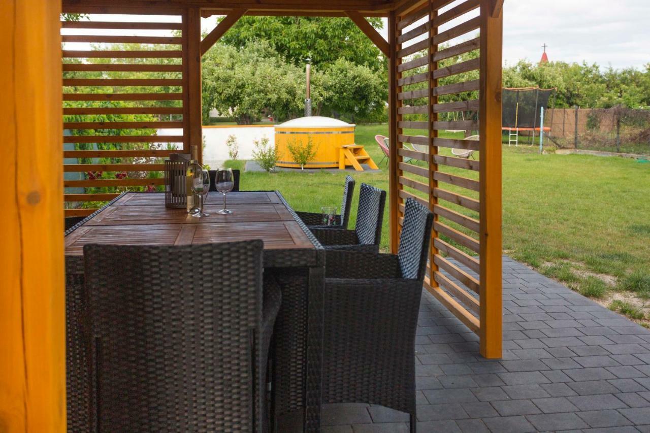 Willa Wanda - Duzy Ogrod Z Hot-Tube I Sauna Sztum Ngoại thất bức ảnh